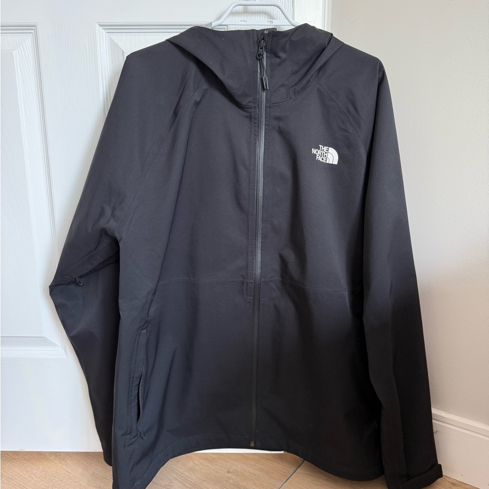 The North Face Men's Black Raincoat